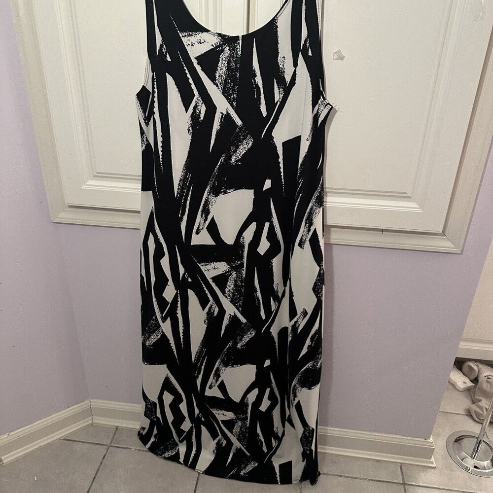 Women’s Black And White Dress - Picture 2 of 2